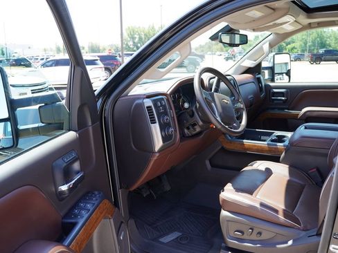 Used 2015 Chevrolet Silverado 3500 High Country w/ Duramax Plus Package AWD/4WD image 16