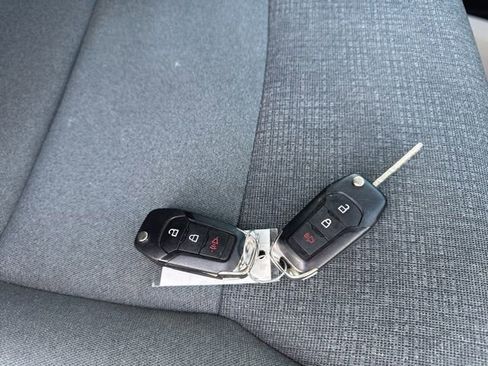 Used 2025 Ford F150 XLT w/ Equipment Group 301A Standard image 5