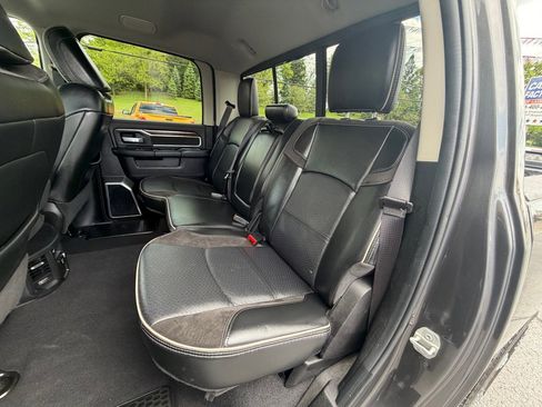 Used 2024 RAM 2500 Laramie AWD/4WD image 17