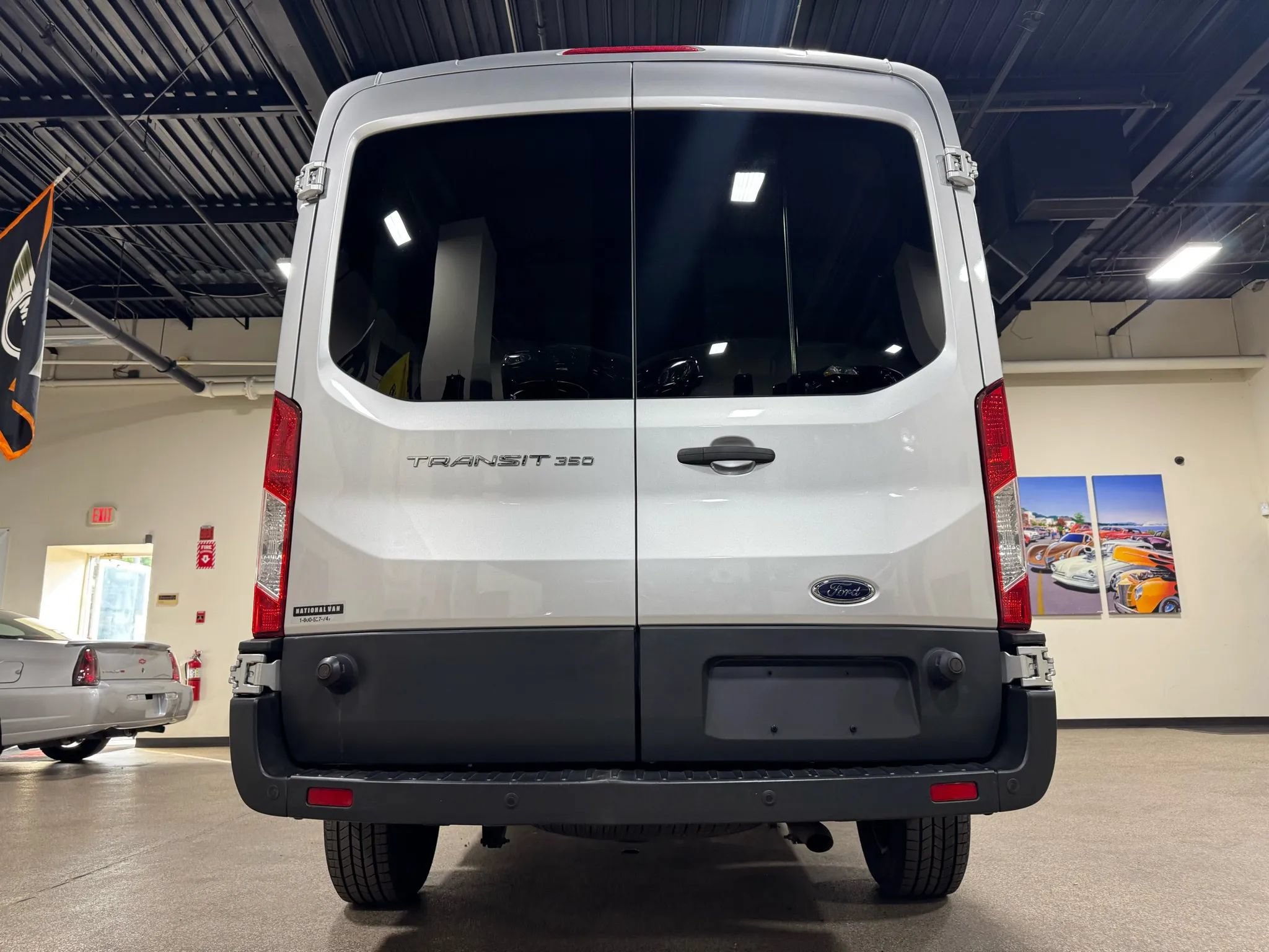 Used 2015 Ford Transit 350 148 Medium Roof RWD image 21