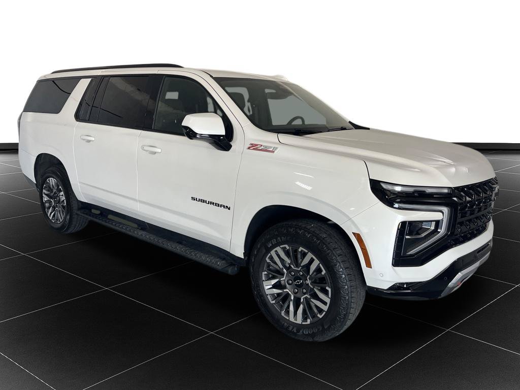 Used 2025 Chevrolet Suburban Z71 AWD/4WD image 7
