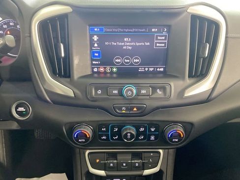 Used 2023 GMC Terrain SLE w/ Driver Convenience Package image 32