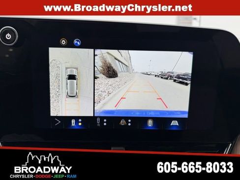Used 2025 Chevrolet Equinox ACTIV w/ Safety and Technology Package image 20