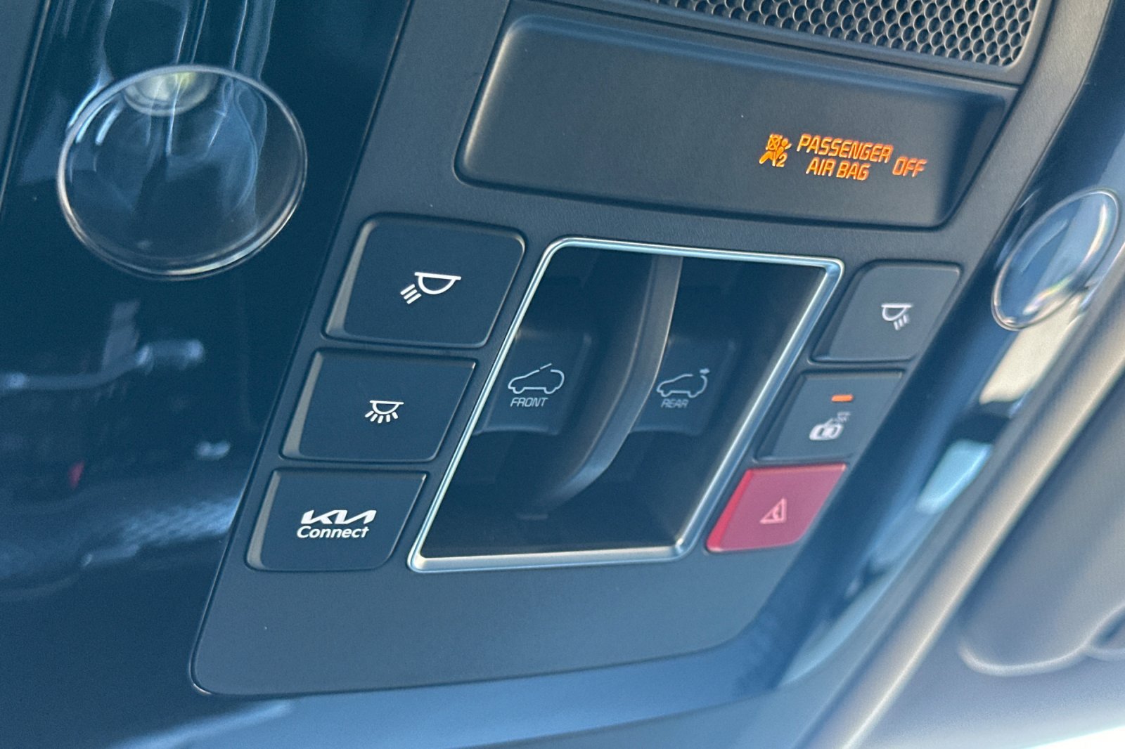 Used 2024 Kia Carnival SX Prestige FWD image 22