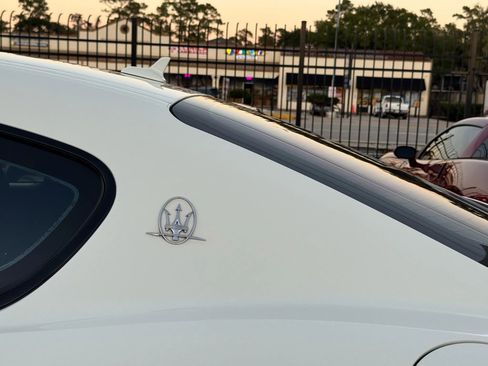 Used 2013 Maserati GranTurismo Sport image 13