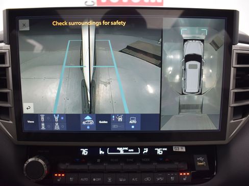 Used 2025 Toyota Sequoia Limited image 28