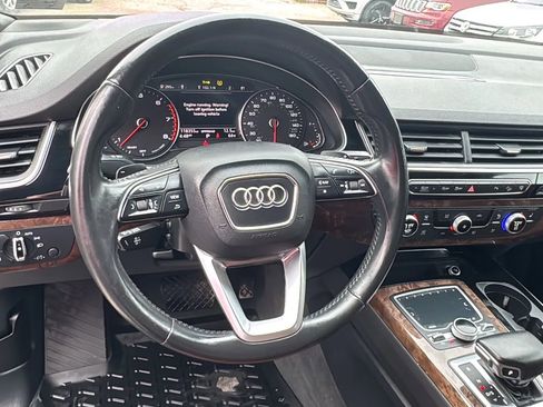 Used 2017 Audi Q7 3.0T Premium image 9