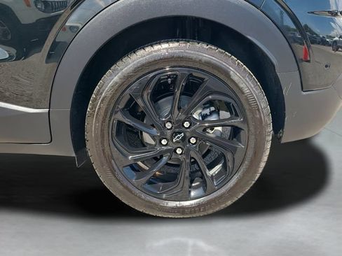 New 2027 Chevrolet Bolt RS w/ Super Cruise Package FWD image 35