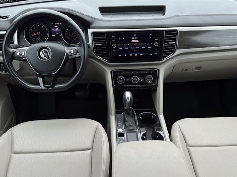 Used 2018 Volkswagen Atlas SEL FWD image 11