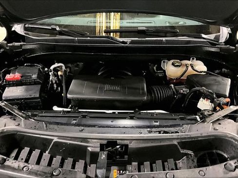 Used 2023 Chevrolet Tahoe Z71 w/ Z71 Off-Road Package image 29