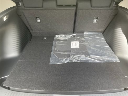 New 2026 Honda HR-V LX image 10