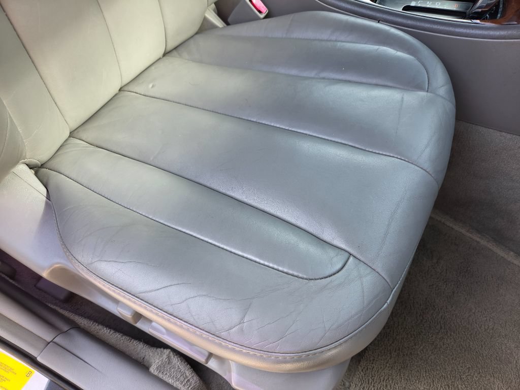 Used 2003 Toyota Avalon XLS FWD image 37