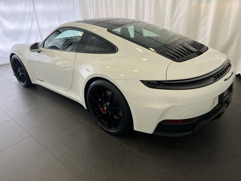 New 2025 Porsche 911 Carrera GTS image 3