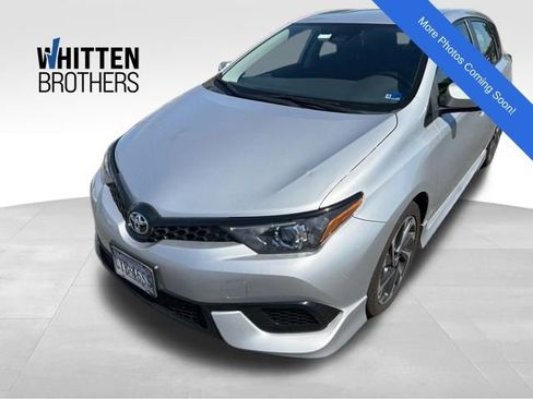 Used 2018 Toyota Corolla iM w/ All-Weather Mat Package FWD image 1