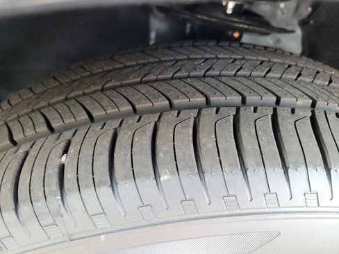 New 2026 Honda HR-V EX-L image 12