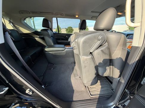 Used 2018 INFINITI QX80 4WD w/ Driver Assistance Package image 34
