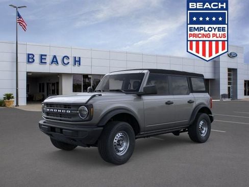 New 2026 Ford Bronco 4-Door AWD/4WD image 1