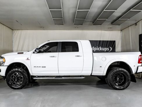 Used 2022 RAM 3500 Limited w/ Body Color Bumper Group AWD/4WD image 11