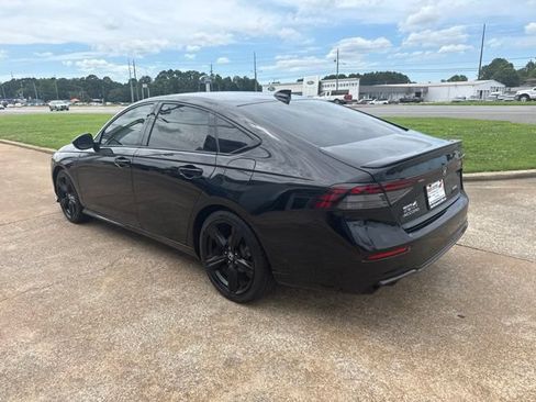 Used 2024 Honda Accord Sport image 6