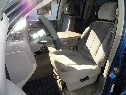 Used 2005 Dodge Ram 1500 Truck SLT image 9