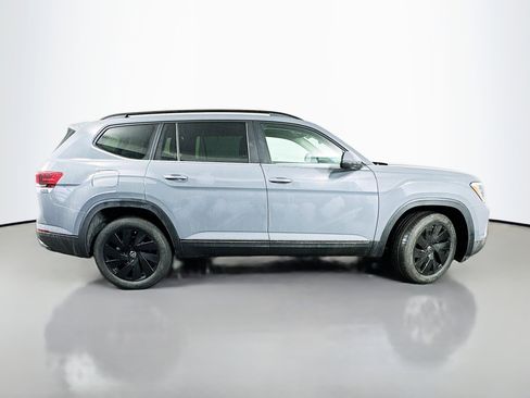 New 2026 Volkswagen Atlas SE image 8