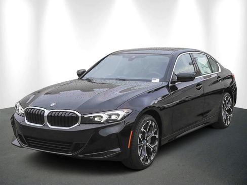 New 2026 BMW 330i Sedan w/ Convenience Package image 3