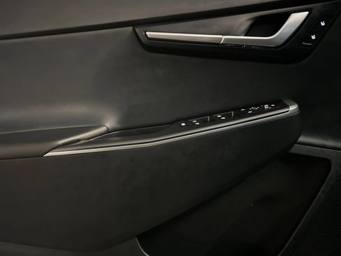 Certified 2024 Kia EV6 Light image 13