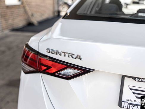 Used 2020 Nissan Sentra SV w/ Electronics Package FWD image 21