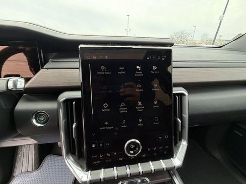 New 2026 GMC Acadia Denali w/ Super Cruise Package image 15