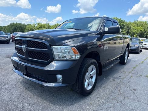 Used 2014 RAM 1500 Express AWD/4WD image 2