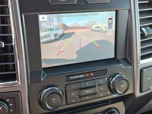 Used 2016 Ford F150 XLT w/ Equipment Group 302A Luxury image 17