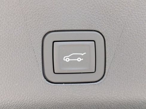 New 2026 Chevrolet Suburban High Country AWD/4WD image 36