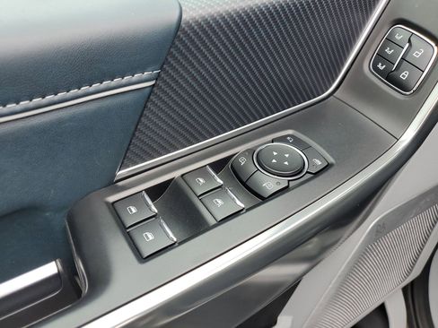 Used 2021 Ford F150 Limited image 21