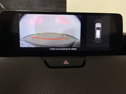 Used 2024 MAZDA CX-90 Plug-In Hybrid w/ Premium Pkg image 23