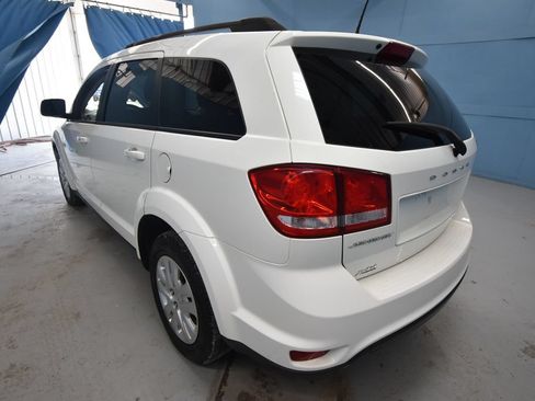 Used 2018 Dodge Journey SXT w/ Connectivity Group FWD image 35