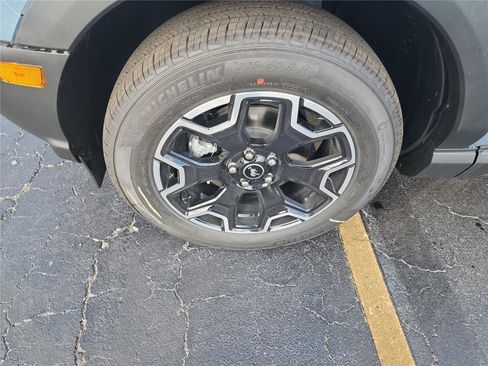 New 2026 Ford Bronco Sport Outer Banks w/ Outer Banks Tech Package+ image 9