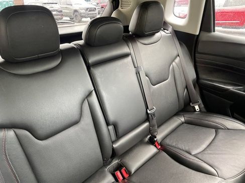 Certified 2022 Jeep Compass Trailhawk w/ Trailhawk Elite Group image 16