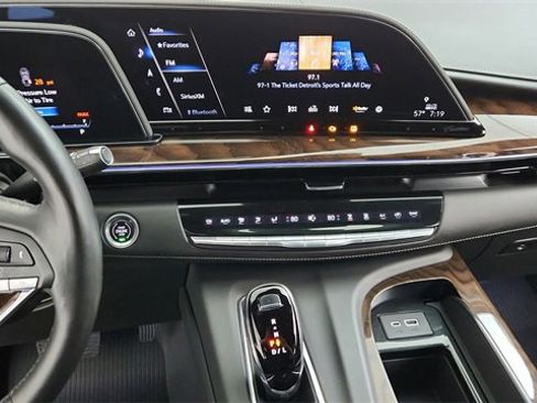 Used 2022 Cadillac Escalade Sport Platinum image 16