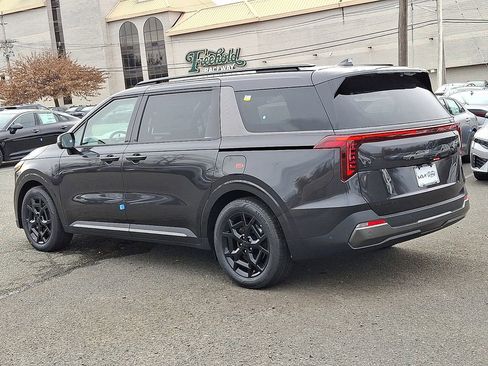 New 2026 Kia Carnival SX Prestige image 3