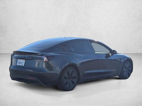 Used 2025 Tesla Model 3 Long Range image 4