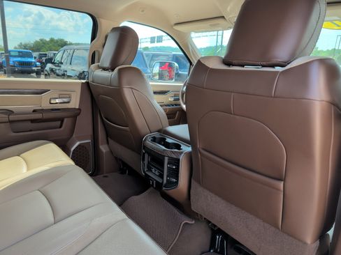Used 2021 RAM 3500 Laramie AWD/4WD image 23