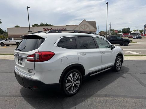 Used 2022 Subaru Ascent Limited w/ Technology Package AWD/4WD image 5