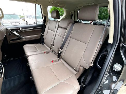 Used 2023 Lexus GX 460 Premium w/ Premium Plus Package AWD/4WD image 18