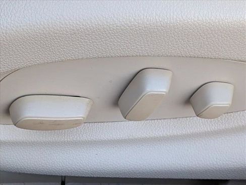 Used 2014 Cadillac CTS Luxury image 17