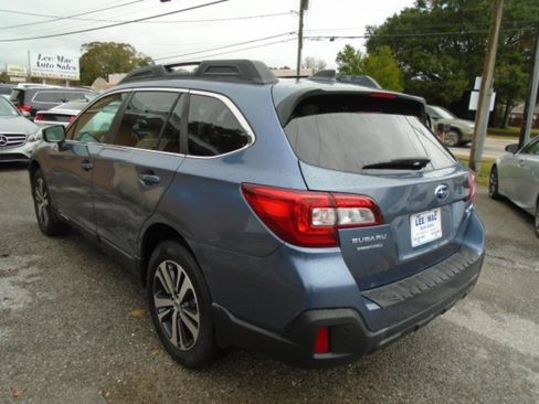 Used 2018 Subaru Outback 3.6R Limited AWD/4WD image 4