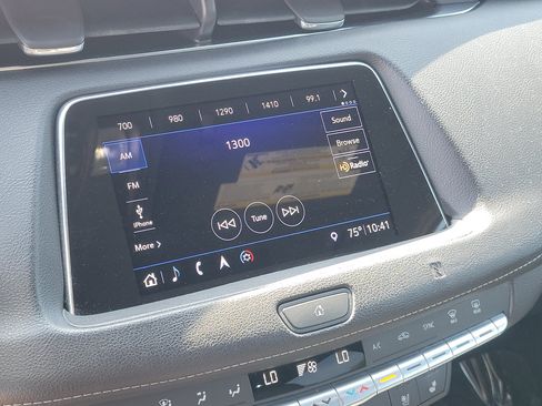 Used 2019 Cadillac XT4 Premium Luxury AWD/4WD image 26