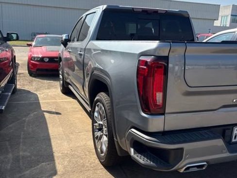 Used 2024 GMC Sierra 1500 Denali w/ Denali Reserve Package AWD/4WD image 6