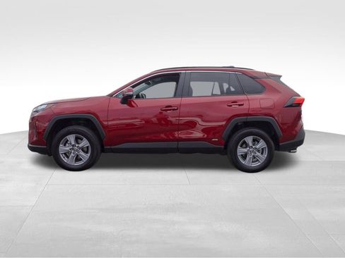 Certified 2025 Toyota RAV4 XLE image 7