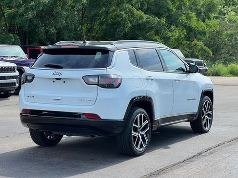 Used 2025 Jeep Compass Limited w/ Elite Group AWD/4WD image 49