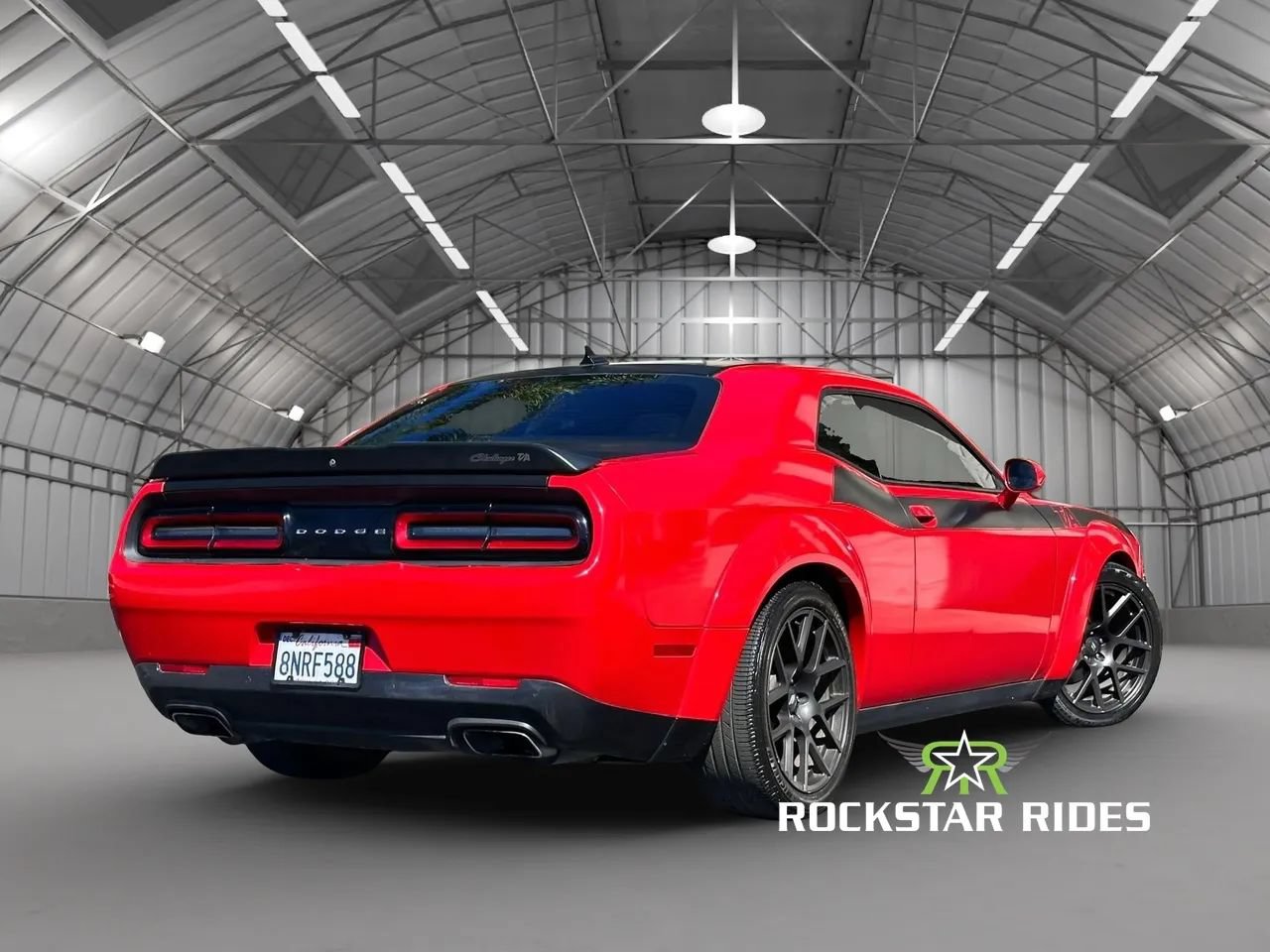Used 2017 Dodge Challenger R/T w/ Quick Order Package 28P T/A RWD image 2